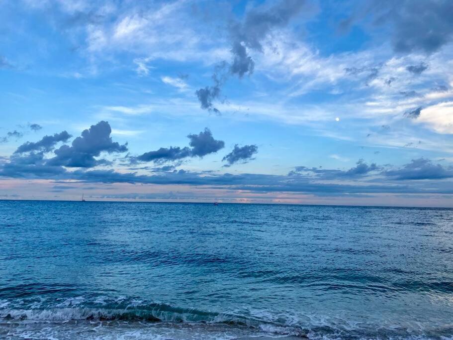Across The Ocean Few Steps To Beach Contemporary Three Bedroom Townhouse Pompano Beach Esterno foto
