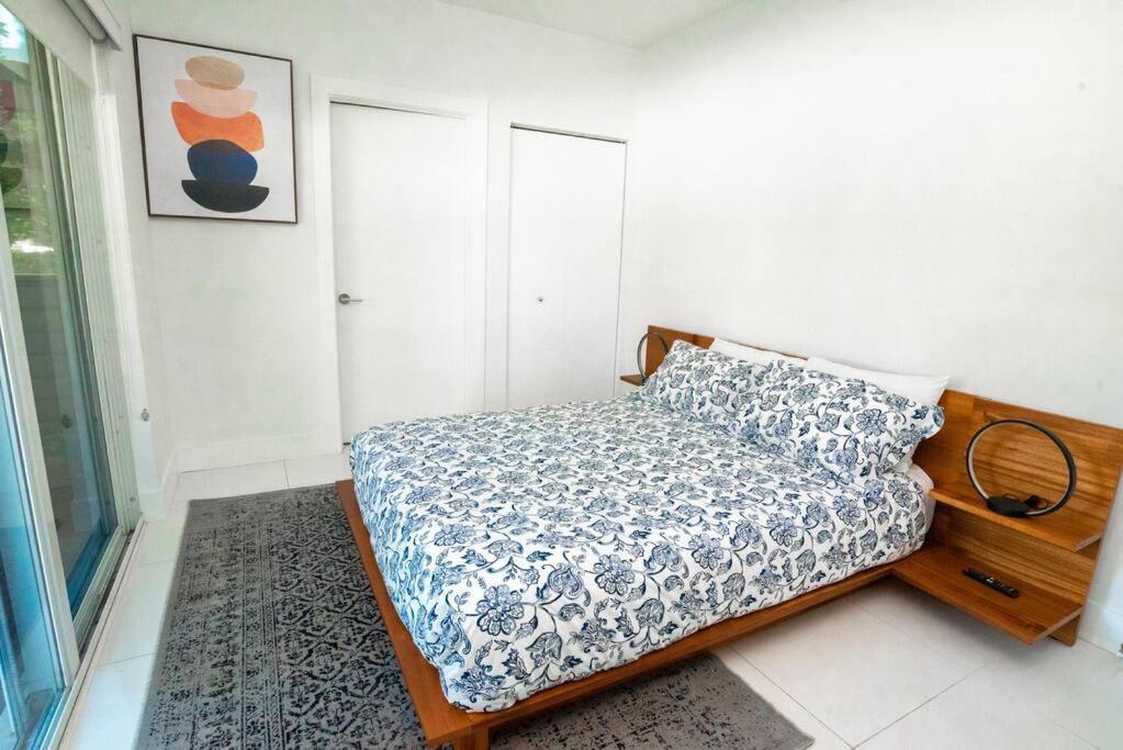 Across The Ocean Few Steps To Beach Contemporary Three Bedroom Townhouse Pompano Beach Esterno foto